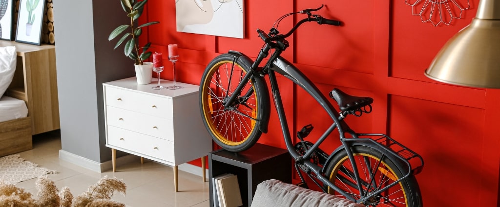 Jak przechowywać rower w mieszkaniu – porady dla miłośników dwóch kółek